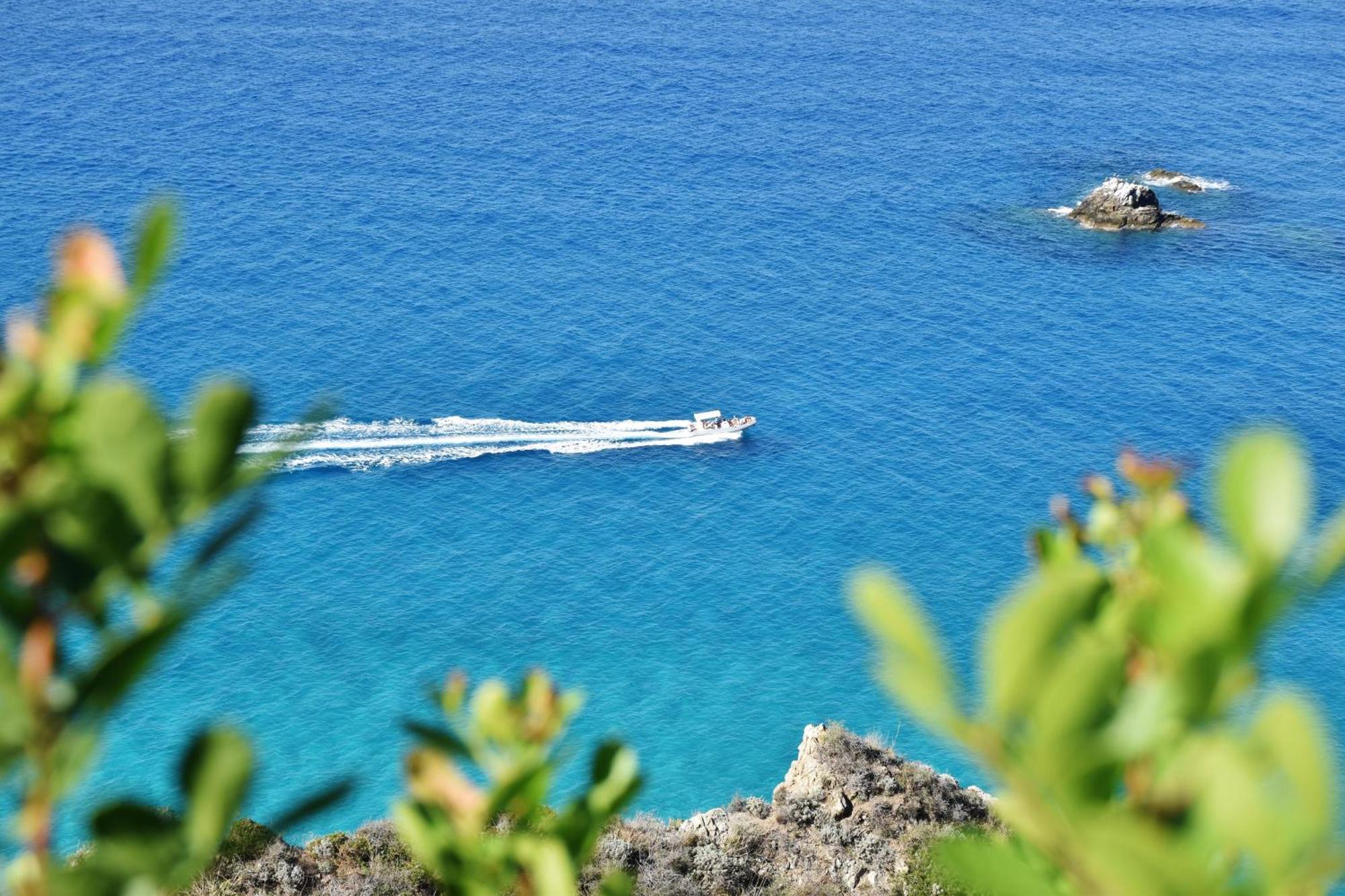 Calabria Beach Villa'S Capo Vaticano Bagian luar foto