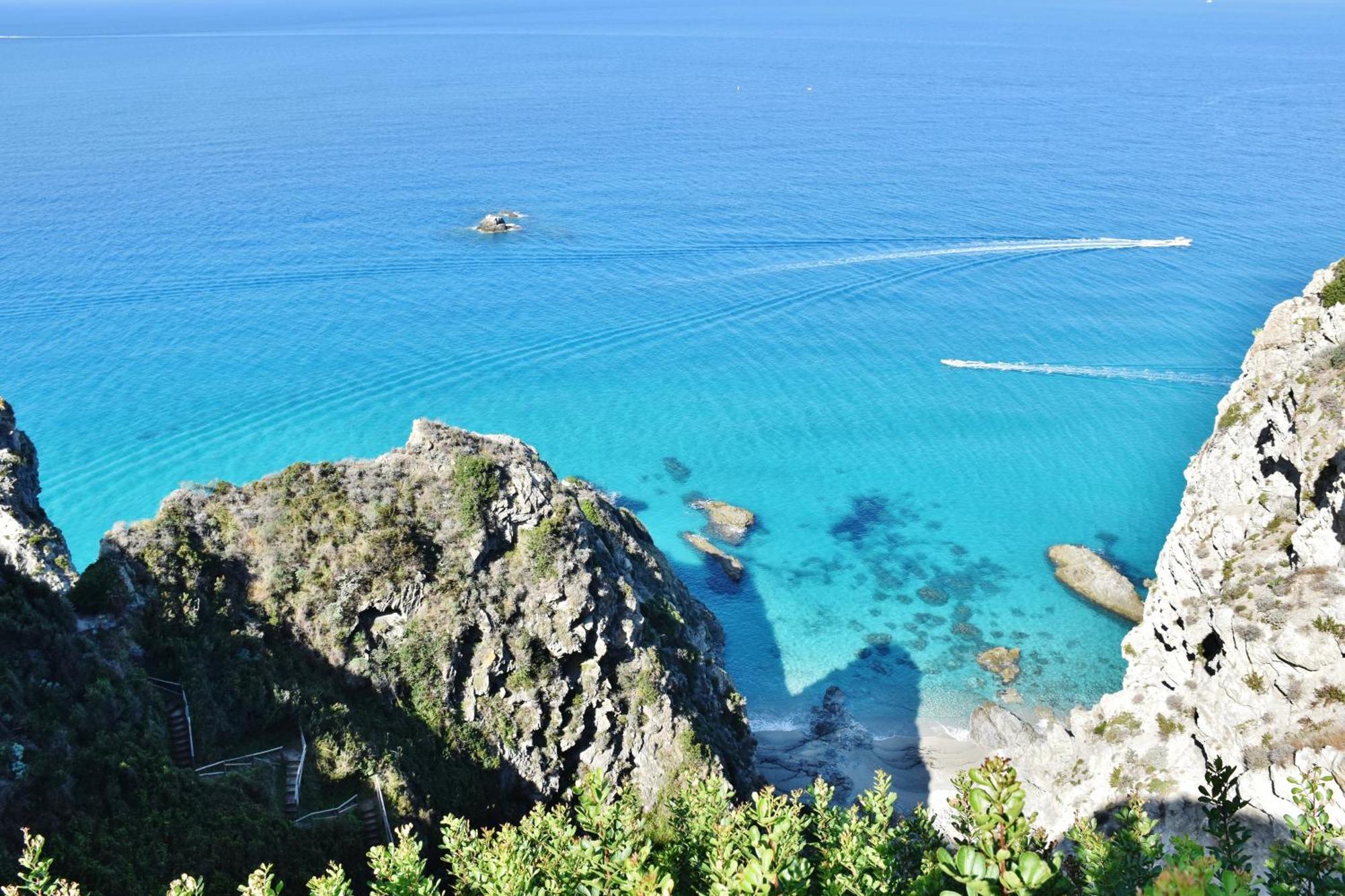 Calabria Beach Villa'S Capo Vaticano Bagian luar foto